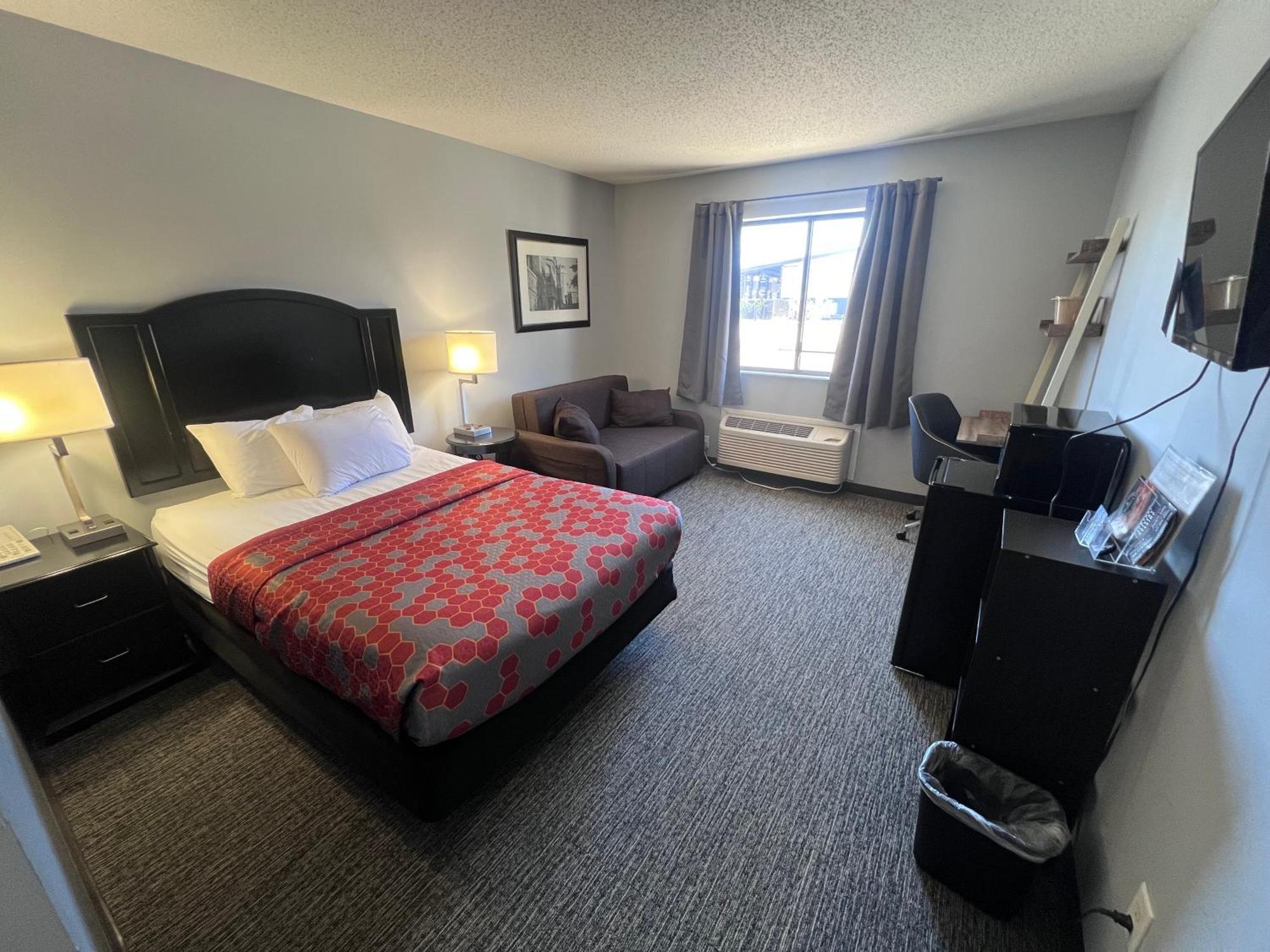 American Inn And Suites Ionia Екстер'єр фото