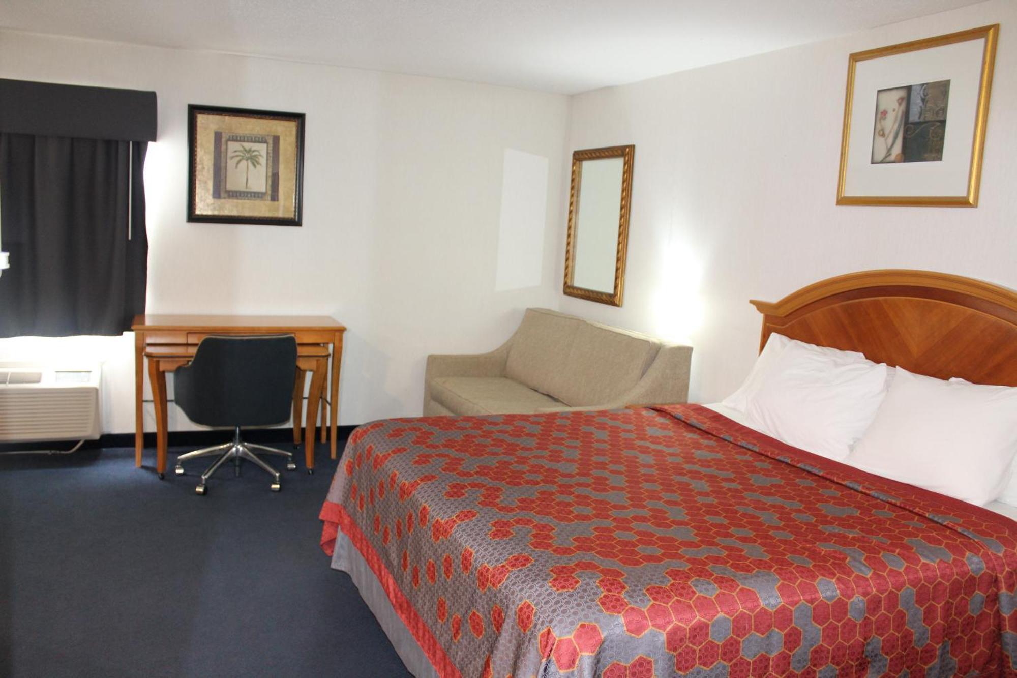 American Inn And Suites Ionia Екстер'єр фото