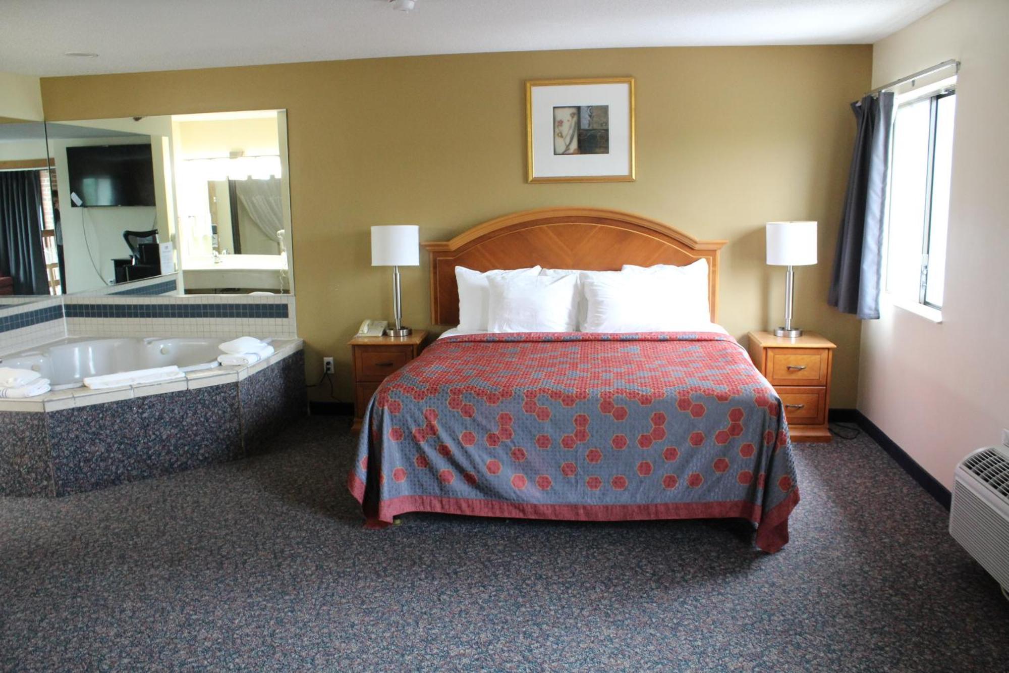 American Inn And Suites Ionia Екстер'єр фото