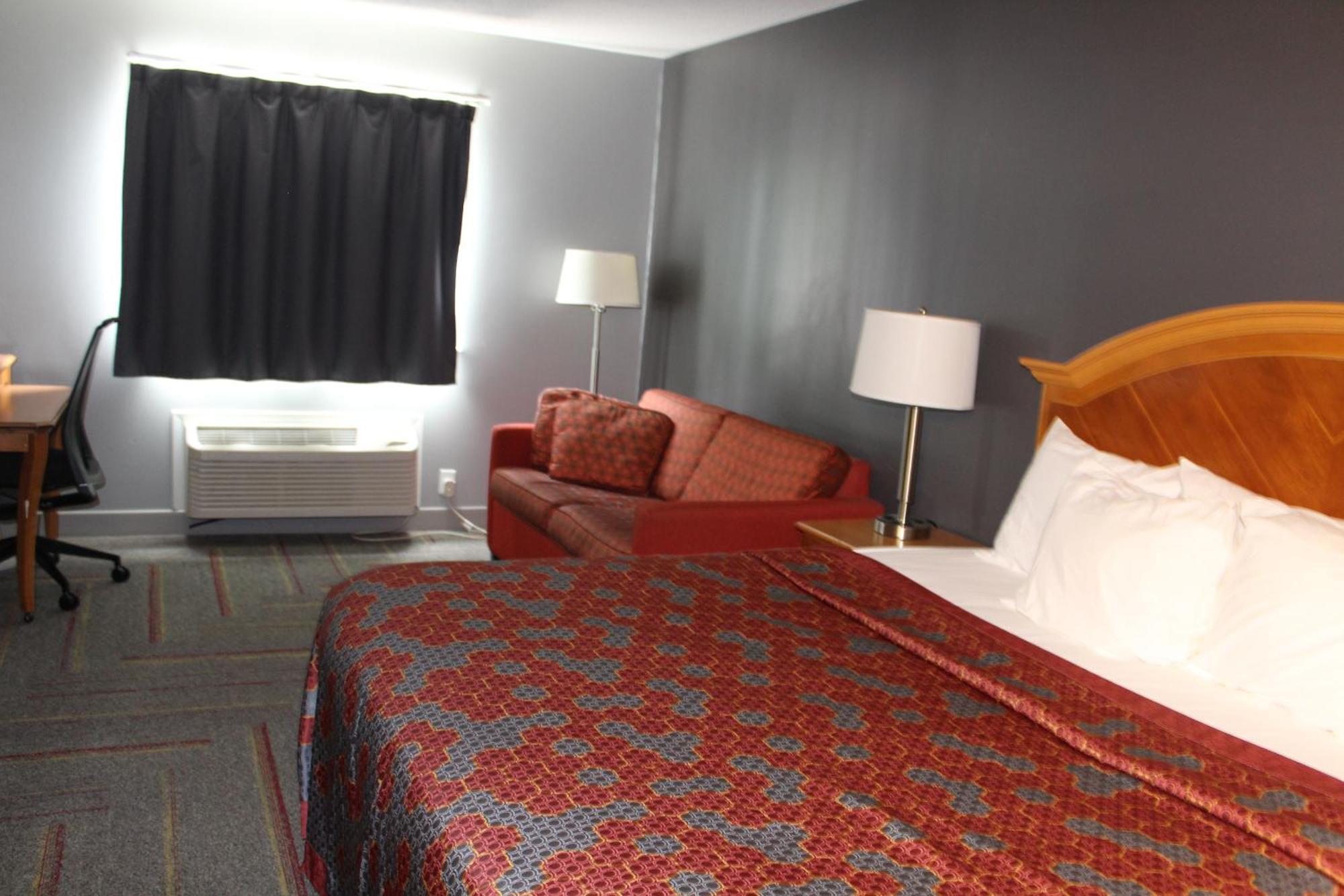 American Inn And Suites Ionia Екстер'єр фото